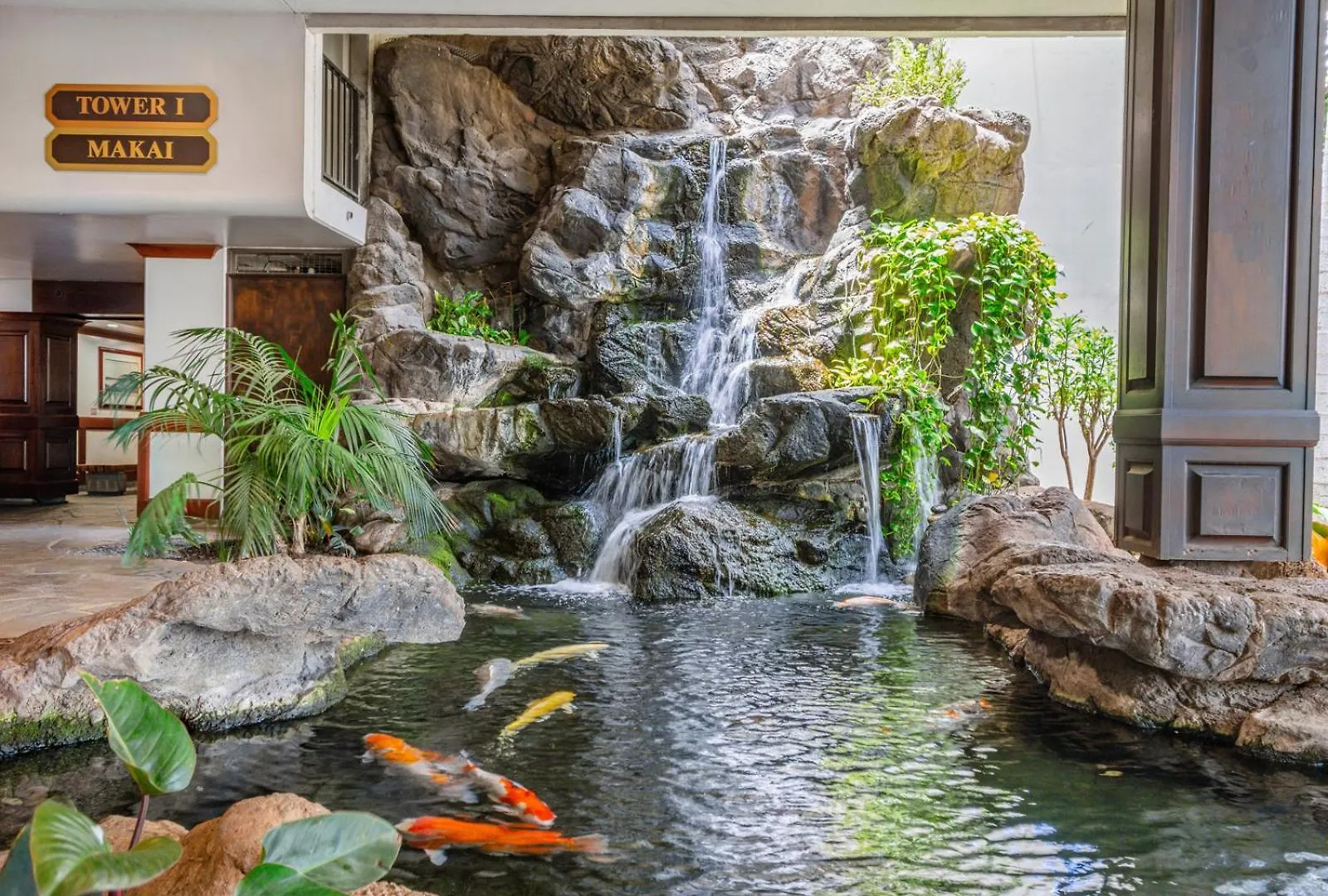 Renovated Ocean View Suite, Near Beach, Free Parking Honolulu